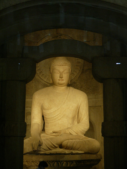 释迦如来坐像
※本照片是在获得拍摄许可后所拍摄