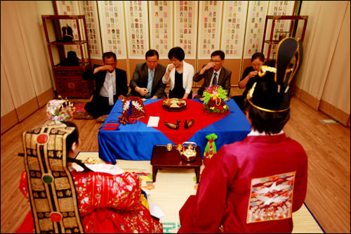 韩国的婚礼 韩国文化与生活 韩国旅游网 韩巢网 韩国的婚礼 韩国文化与生活 韩国旅游网 韩巢网