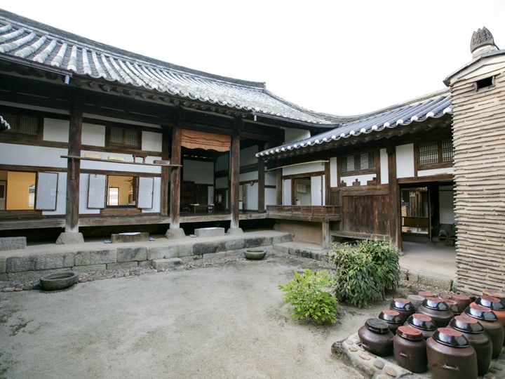 北村宅
因裴勇俊在此住过而被津津乐道