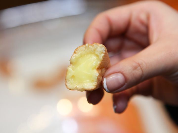 香甜的蛋奶羹让人垂涎欲滴