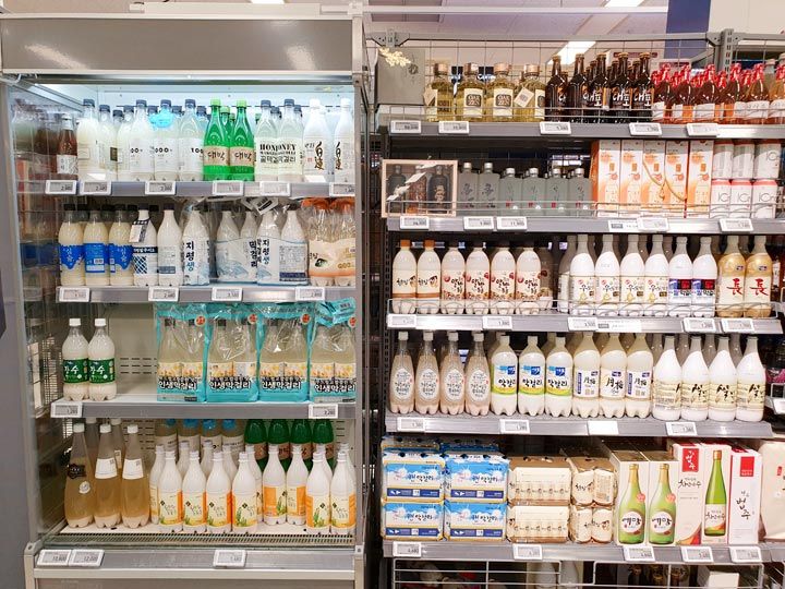 超市里的马格利米酒分为常温与冷藏两种