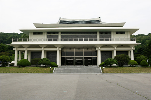 国立首尔显忠院