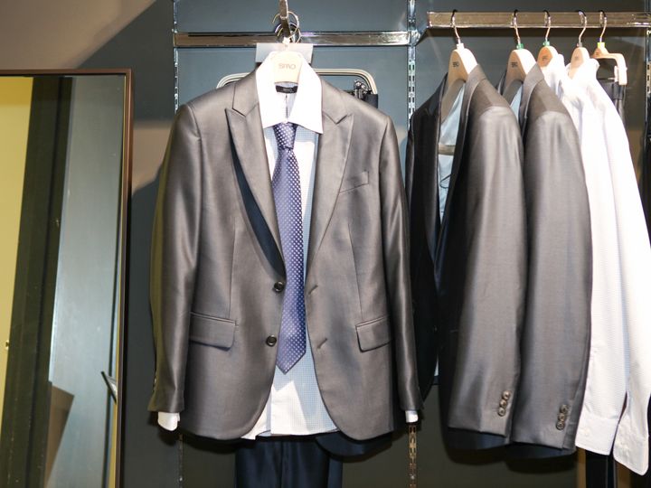 “张广孝精品服装系列” 西服套装
249,000韩元