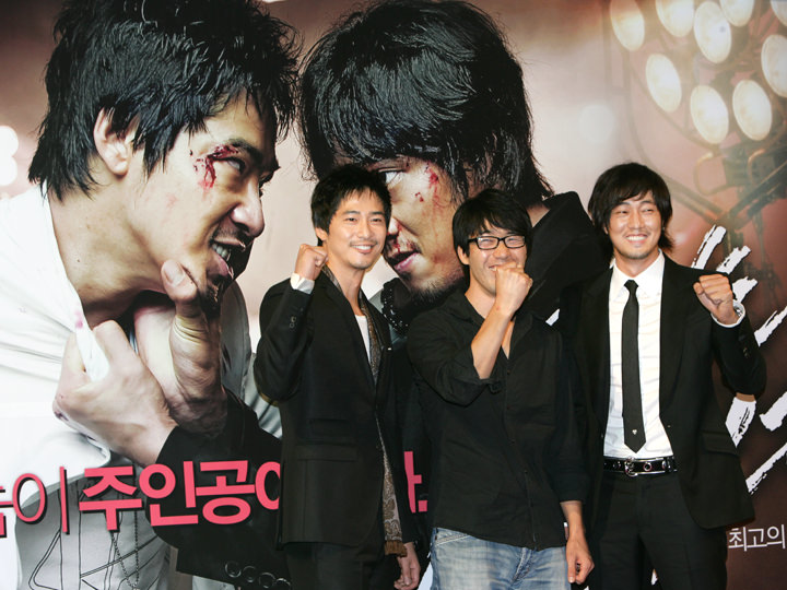 苏志燮和姜志焕主演的《电影就是电影》的见面会