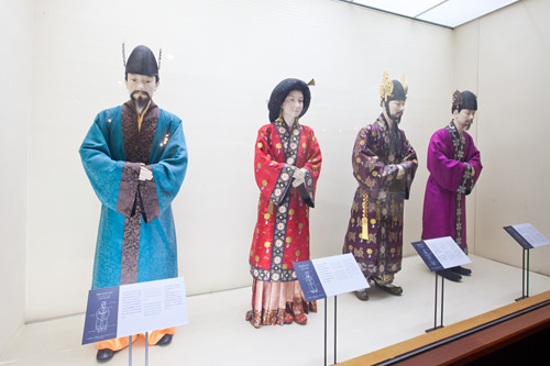 王族、贵族的服饰(百济时代)