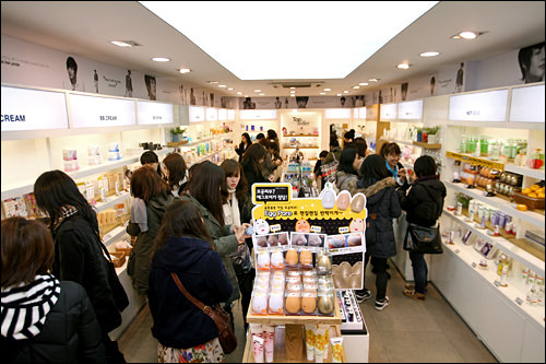 化妆品店一般都是年中无休