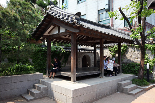 适合小憩的东屋