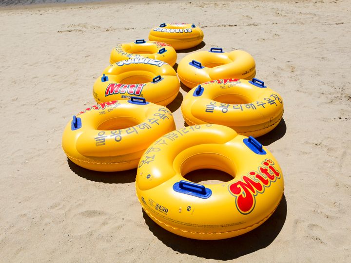 带有手把的救生圈