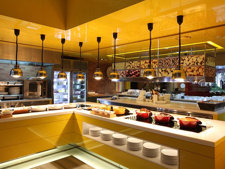 时尚的开放式厨房