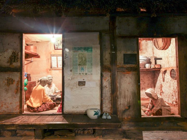 埋头做副业的一家