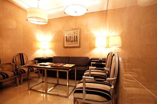 AVENUEL内豪华的休息室