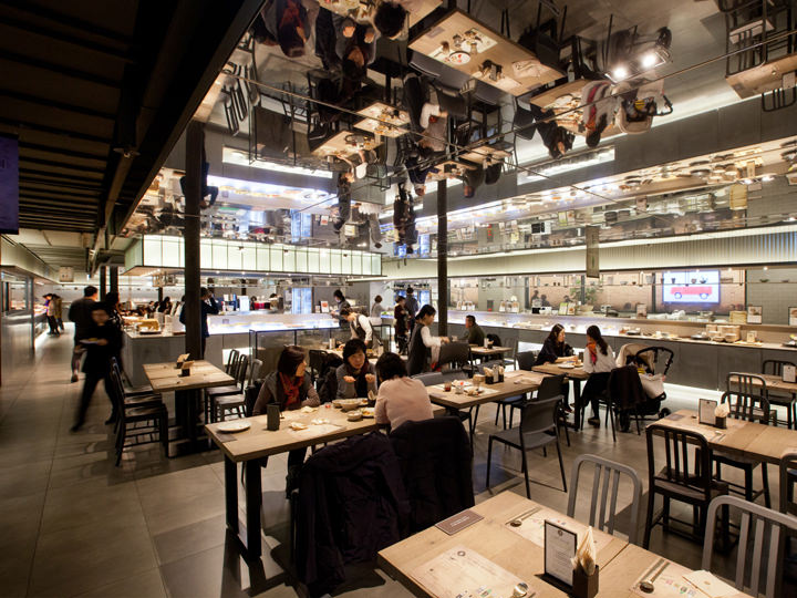 别致时尚的室内设计也是店内一大特征