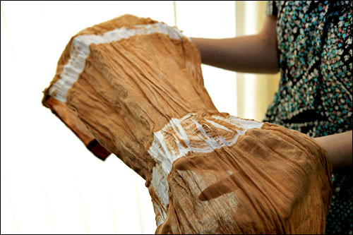 4. 完成!系着绳子的地方是白色,没有系紧的话会变成这样...不过,这个也挺漂亮的对吧?