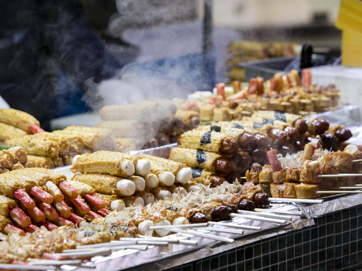 小吃摊上常见的小吃