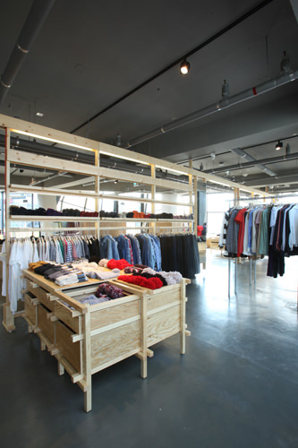 各种个性十足的时尚商品俱全