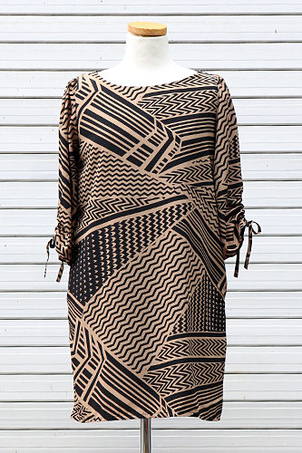 连衣裙55,000韩元