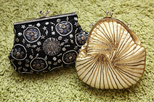 化妆包(左)60,000韩元
(右)30,000韩元