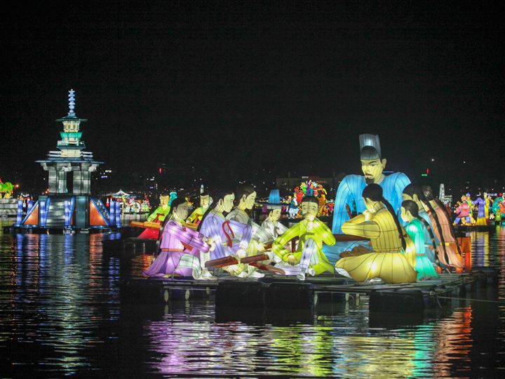 模仿韩国传统书院制成的灯笼