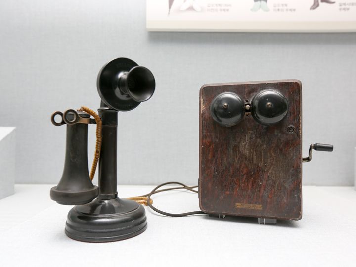 桌上型磁石式电话机