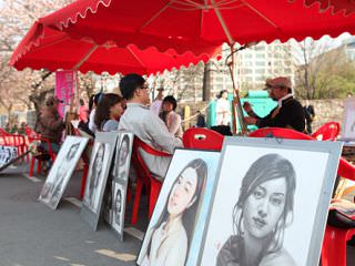 韩国各式各样小摊位，体验不同乐趣