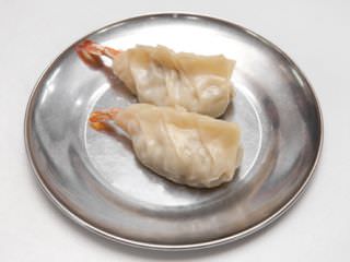 虾饺 3,000韩元(2个)