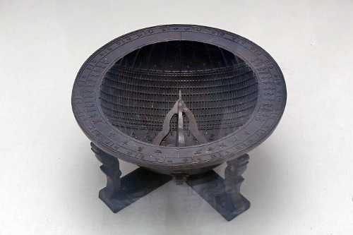 1434年发明的日晷复制品