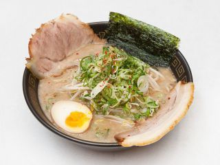 日本拉面店“豚人”