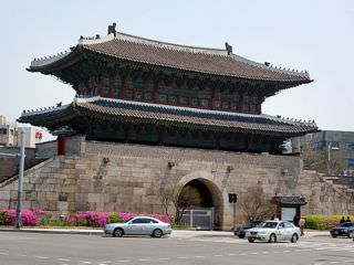 兴仁之门(东大门)