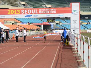 终点：蚕室综合运动场