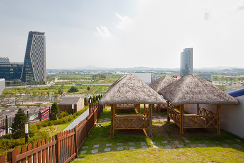 å¡å·´ç´å

é«é©åååº¦ååçç°åé¢¨æï¼ä¸è¦½é±éç¾æ¯ï¼èè¦ªæä¸èµ·èèå¤©ï¼ååæ¬æã