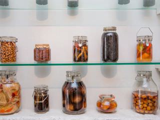 不使用化学调味料，使用手制的调味料