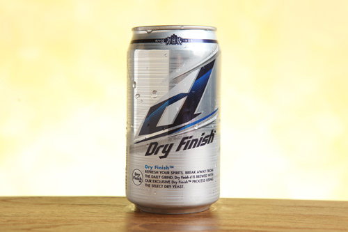 Dry-d
采用Dry-d新技术,口感干净无杂味。
试饮感想:余味清爽,与日本的Dry啤酒味道相似。