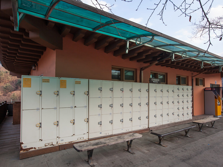 洗手间及物品寄存柜