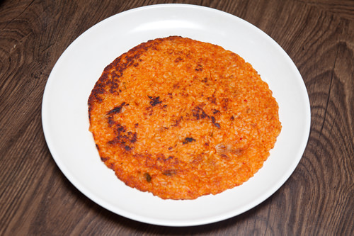 直径约30厘米 量足