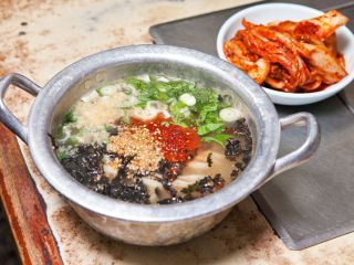 店铺历史悠久，味美价廉