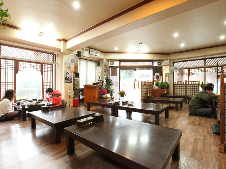 进店就能看到的宽阔坐席