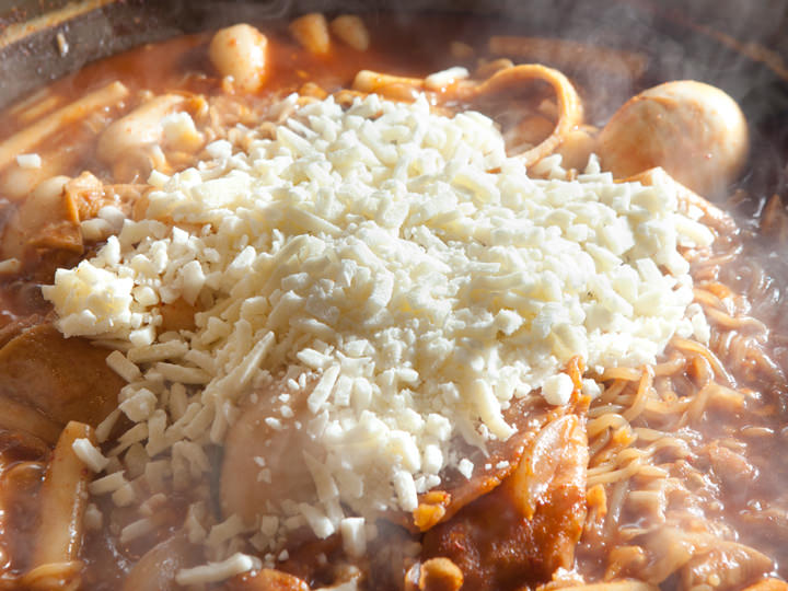 食材都熟了以后加入奶酪