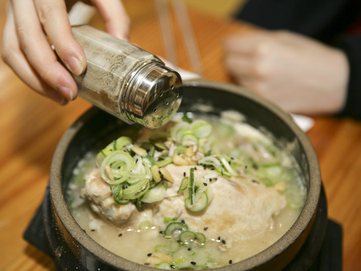 如果觉得淡了,可以适当加点盐和胡椒