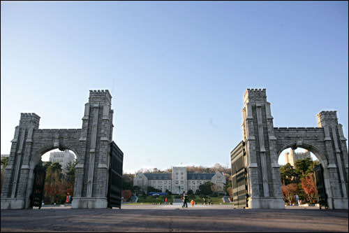 高丽大学 韩国景点推荐 韩国旅游网 韩巢网