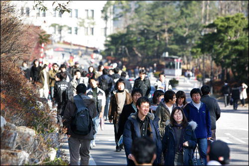 高丽大学 韩国景点推荐 韩国旅游网 韩巢网