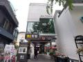 本店位于建筑物的2层、3层