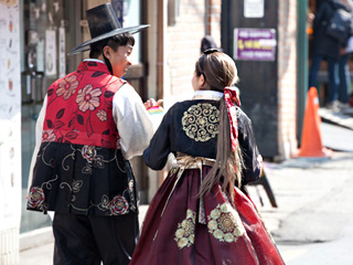 春风和煦，到三清洞体验韩服摄影！