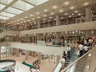 爱茉莉AVENUE，外部人员也可使用的化妆品总公司