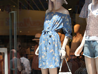 2016初夏韩国旅游穿衣指南——韩国最新流行时尚