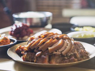 满足五香猪蹄 弘大站店