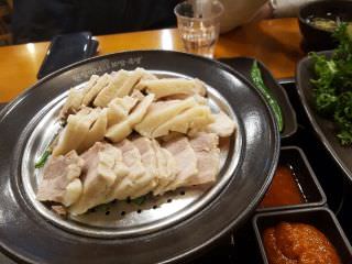 合满怡包肉・猪蹄 明洞店