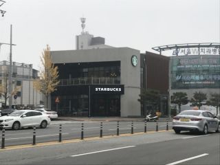 星巴克 忠州客运站店