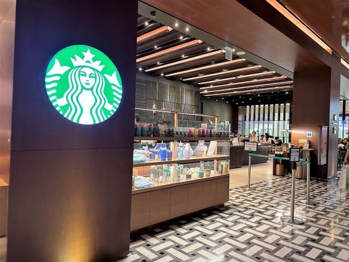 星巴克 THE现代首尔R店