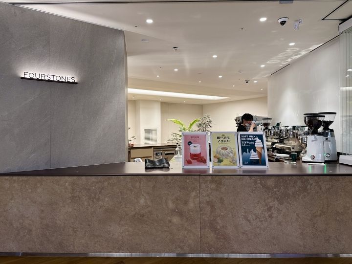 FOURSTONES 三成Parnas Mall店