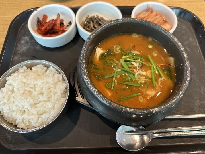 PLE：EATING  济州国际机场4楼店
